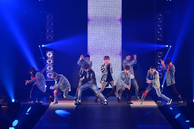 进入日本出道倒计时的EXO-CBX登上了日本时尚音乐节