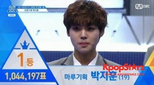 《Produce101》首次进行了投票排名的公布仪式