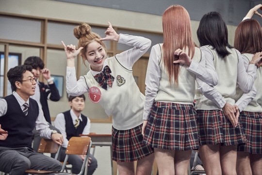 女团TWICE将以转学生的身份做客综艺节目《认识的哥哥》