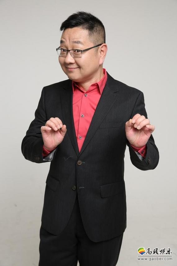 著名节目主持人张绍刚接受媒体群访