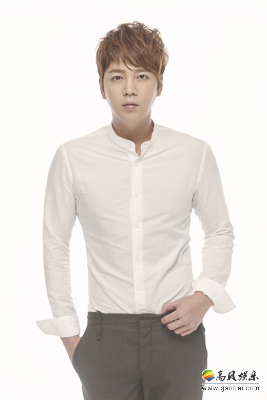 韩国演员张根硕确定出演新片《人类的时间》