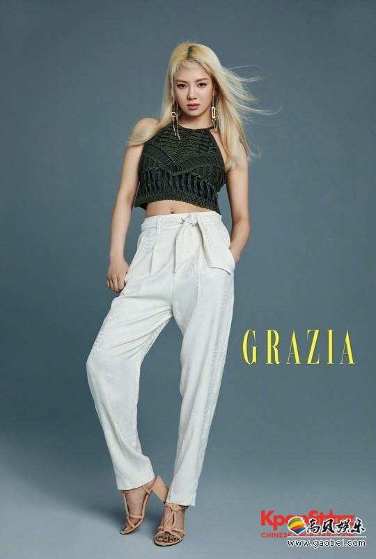 时尚杂志GRAZIA公开了与少女时代成员孝渊合作拍摄的一组画报