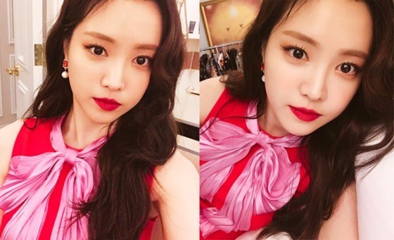 女团Apink成员孙娜恩接获了许多节目和广告的邀请