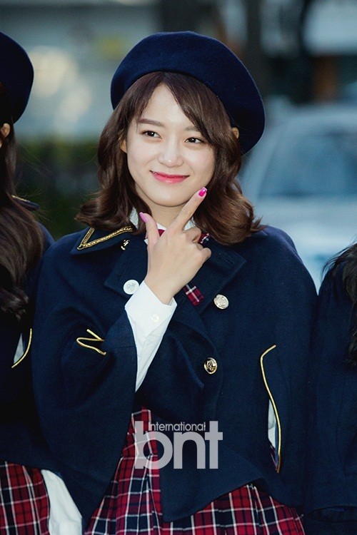 韩国女团gugudan成员金世正有望出演《学校2017》