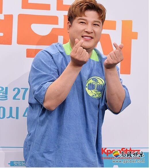 a《吃一顿好吃的周六美食》在首尔麻浦区举行了制作发表会,洪允花