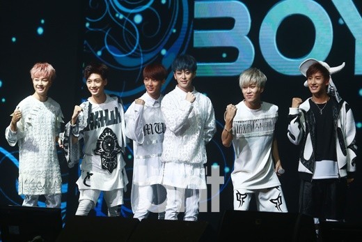 韩国男团BoyFriend计划于今年夏天发行全新专辑