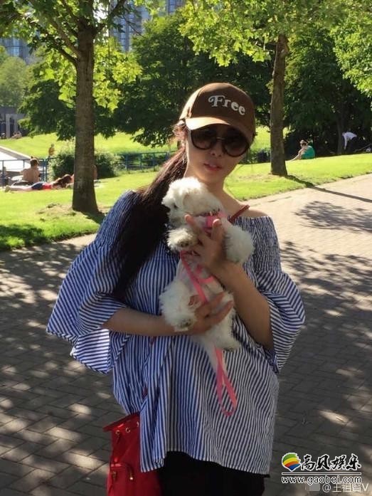 身在加拿大的王祖贤凌晨晒美照送端午节福利