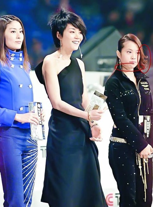 最近一张王菲、陈慧琳、蔡依林同框的旧照曝光