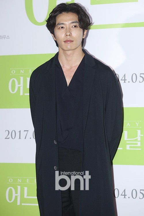 金材昱最近与经纪公司合约到期，双方商议后决定不续约