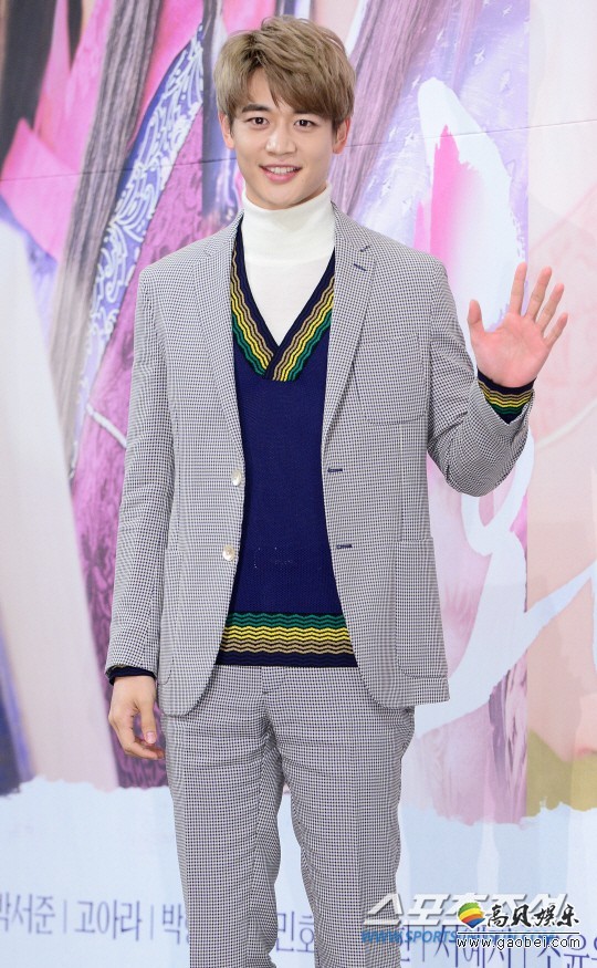 男团SHINee成员珉豪确定出演网络剧《不知不觉18》 男团SHINee成员珉豪确定出演网络剧《不知不觉18》