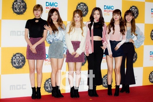 Apink确实将于26日发行全新的迷你专辑，并且还将进行活动