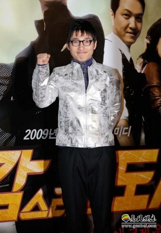 韩国艺人郑云泽将于今年8月迎娶小16岁的新娘