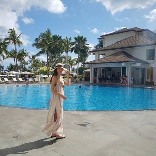 车艺莲在社交网站发布了自己在蜜月旅行地夏威夷拍摄的照片