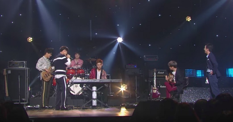 《柳熙烈的写生簿》出道十周年纪念专辑的 FTIsland 登上节目 《柳熙烈的写生簿》出道十周年纪念专辑的 FTIsland 登上节目