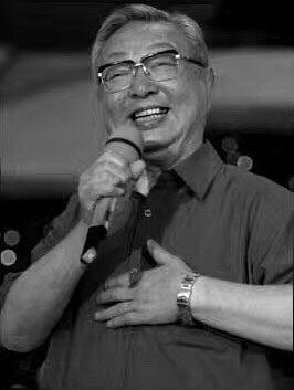 我国著名相声表演艺术家唐杰忠同志因病医治无效