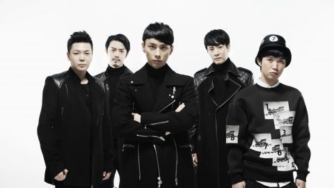 BUZZ公开了回归预告，宣布将於28日发行首张迷你专辑〈Be ONE〉