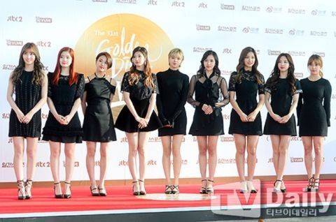 韩国女团TWICE在日本过去的一场LIVE表演  便又引来批评