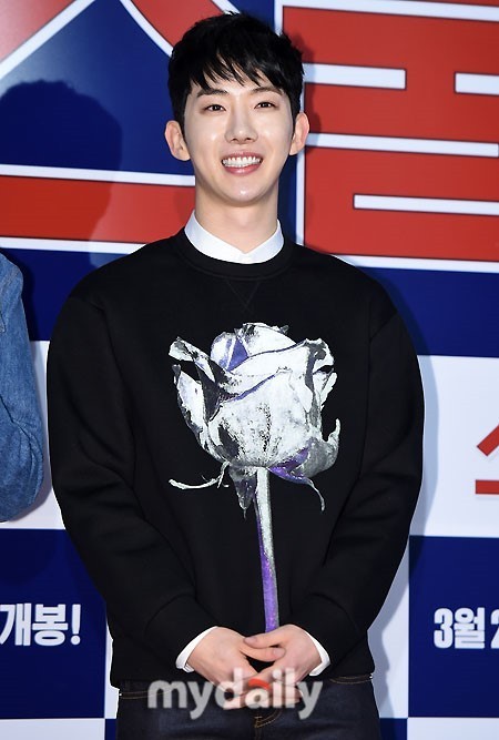 赵权出演电台节目时谈到重组问题再耐心等待一段时间