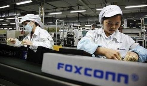情何以堪!富士康承诺:美国工厂工人平均年薪54000美元 情何以堪!富士康承诺:美国工厂工人平均年薪54000美元