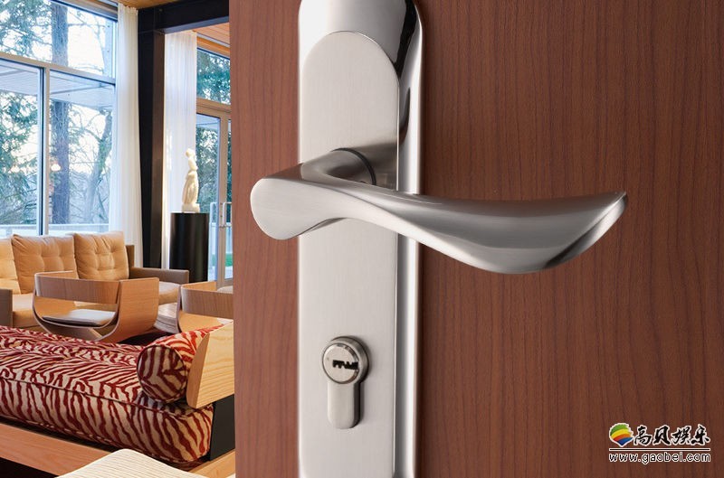 “门和锁”它们都经历了什么？从机关钥匙到生物识别