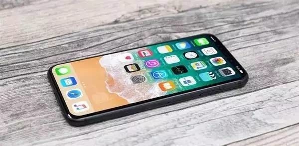 这个黄色口味奇特：苹果iPhone 8新配色谍照曝光