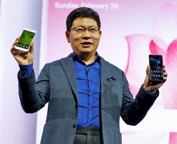 高＆低端齐发力，华为2017年Q3：或超越苹果成全球手机厂商老二