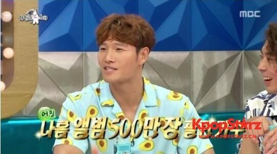 节目《Radio Star》中   金钟国谈到了刘在石对自己的帮助