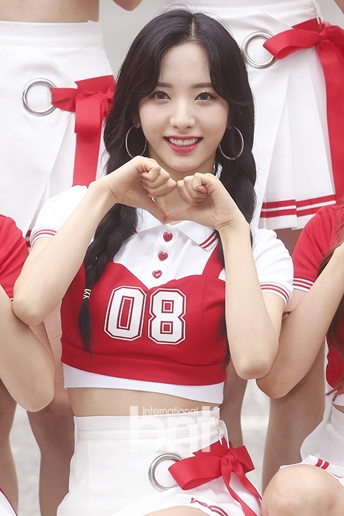 苞娜已收到《内衣少女时代》的出演提案并已与制作方会面