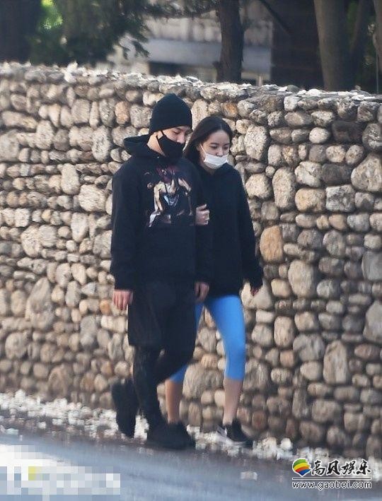 传太阳同闵孝琳四年恋情结束  事务所否认消息仍然甜蜜交往中