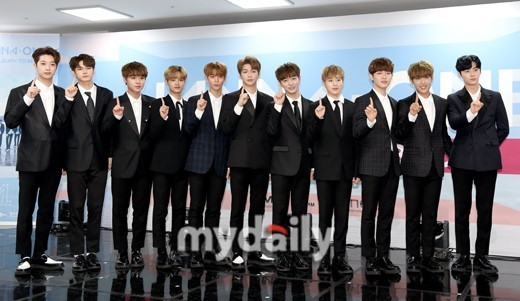 Wanna One的出道专辑连续四天席卷了韩国各大音乐网站