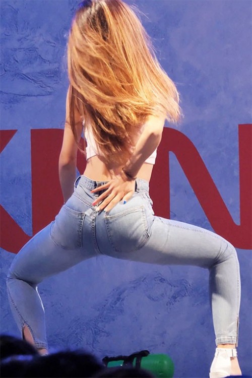 fly with me 韩国女团