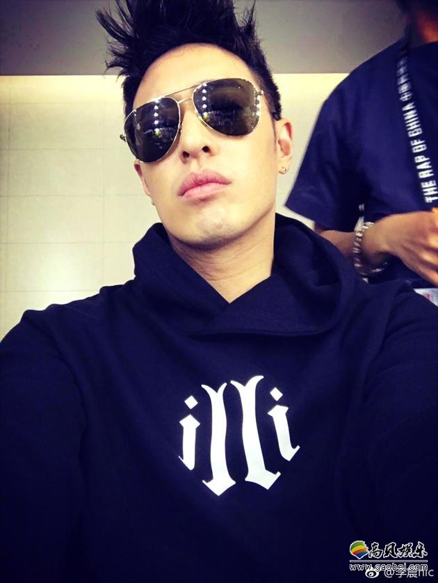 潘玮柏新歌是否抄袭龙俊亨的创作？