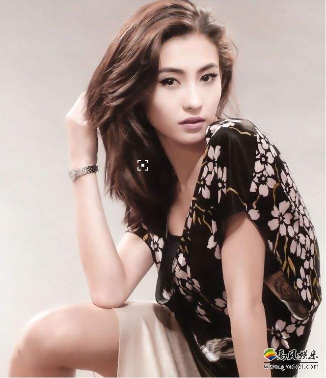 张柏芝私家厨房曝光:化身“厨神”包办一家人食物 张柏芝私家厨房曝光:化身“厨神”包办一家人食物