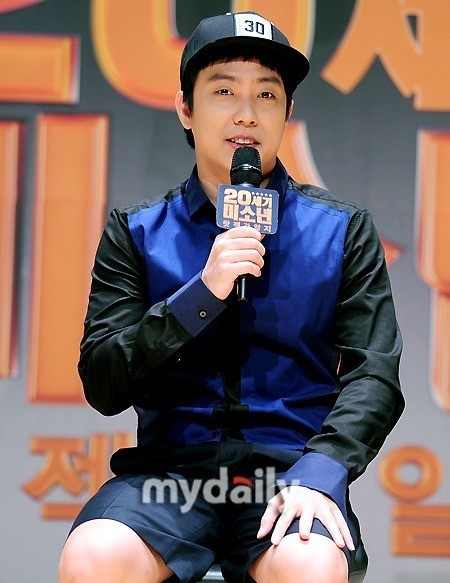 水晶男孩成员殷志源与哪家公司签约了？