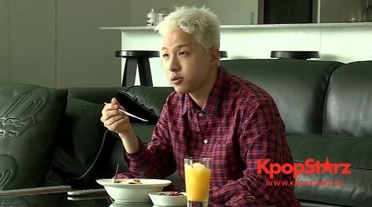 《我独自生活》节目中  出道十一年的太阳首次公布自己的日常生活