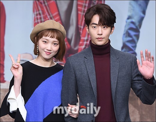 明星情侣被爆料已分手   南柱赫与李圣经经纪公司就确认该消息