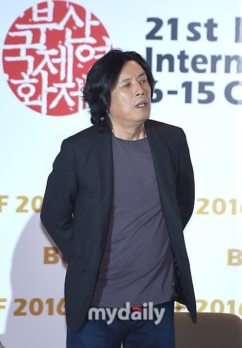 李沧东的新片公开招募女主演  要求女演员能够拍摄大尺度暴露戏