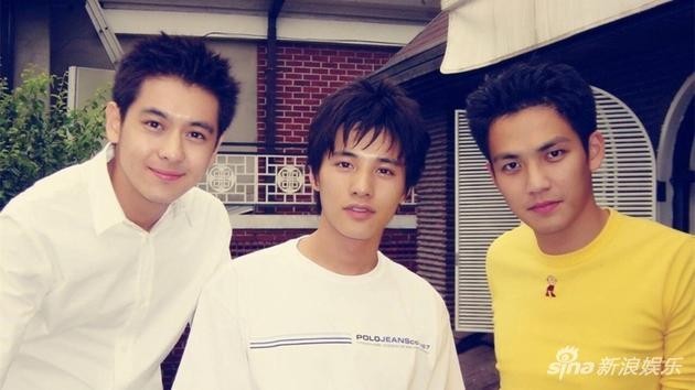 林志颖钟汉良和元彬年轻时合影  网友舔屏分享昔日男神的风采