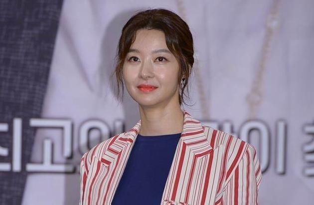 惊传宋善美的导演老公高佑石在律师事务所遇刺身亡