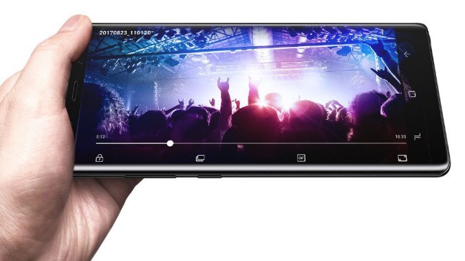 三星Note 8全视曲面屏过目难忘，手机全面屏大潮势不可挡