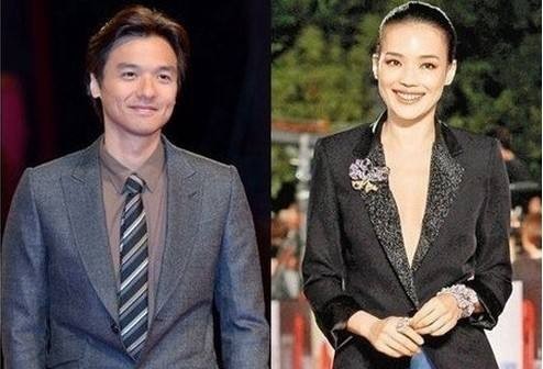 舒淇冯德伦婚后首次约会看电影：边走边聊很甜蜜
