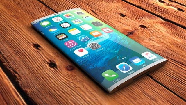 明年彻底进入“大屏时代”？苹果将推出6.5英寸OLED iPhone