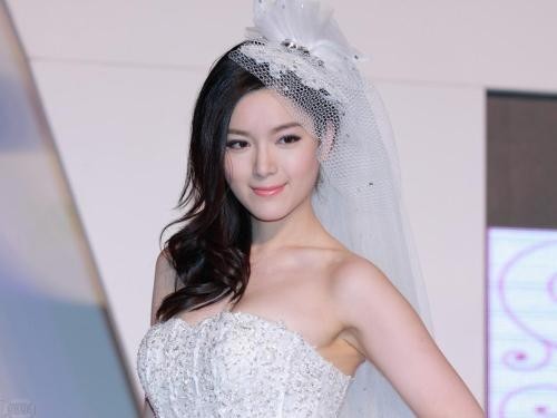 郭富城前女友:苟芸慧好事将近,男友陆汉洋准备在意大利求婚 郭富城前女友:苟芸慧好事将近,男友陆汉洋准备在意大利求婚