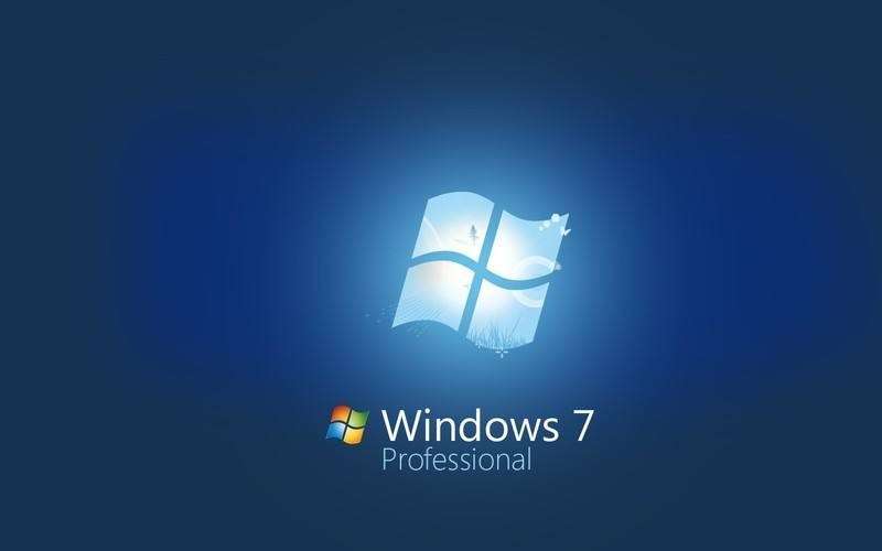 2017年8月份，全球Win7市场份额，微降下滑到48.43%