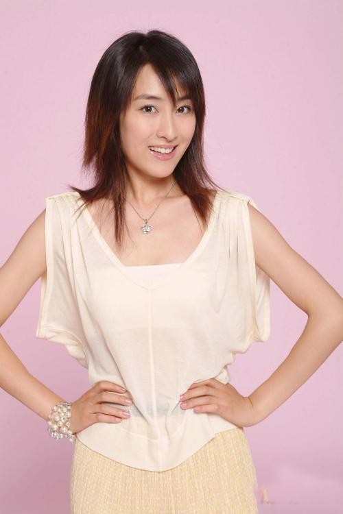 《中国有嘻哈》马苏合影PG One、吴亦凡、Jony J！彰显嘻哈气质