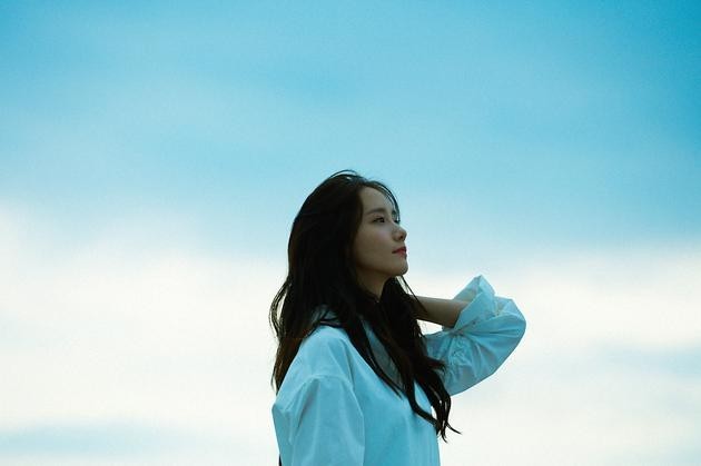 允儿Solo歌曲推出中韩两版 预计将获得世界歌迷的热烈的反响 允儿Solo歌曲推出中韩两版 预计将获得世界歌迷的热烈的反响