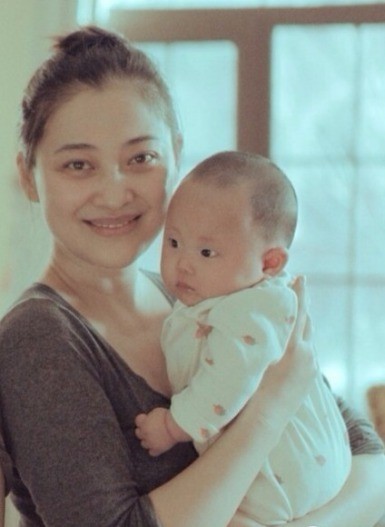 怀孕分娩是女人生死关，细数娱乐圈女明星，生孩子经历鬼门关
