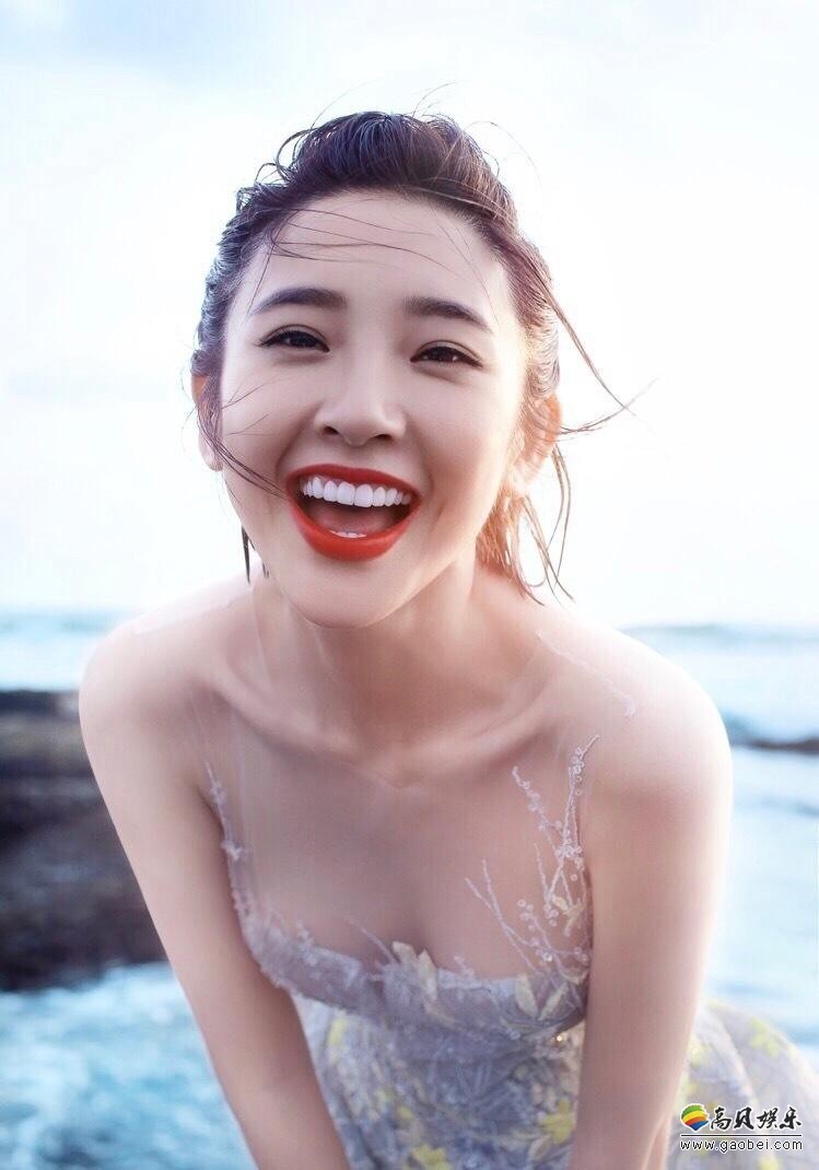 综艺节目《我们来了》唐艺昕晒幸福:眼镜是“偷”我家张先生的 综艺节目《我们来了》唐艺昕晒幸福:眼镜是“偷”我家张先生的