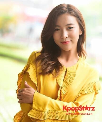 对Luna来说f(X)是非常珍贵的存在 接受者采访谈到出道8年感受 对Luna来说f(X)是非常珍贵的存在 接受者采访谈到出道8年感受