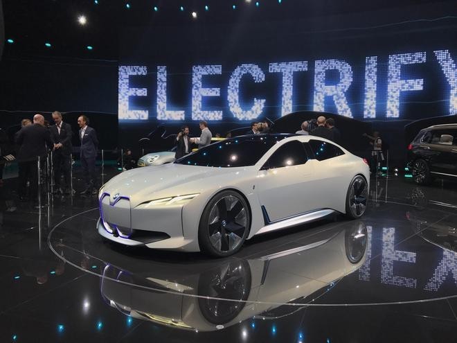 宝马发布帅气i Vision Dynamics概念电动车(BMW答应会量产)